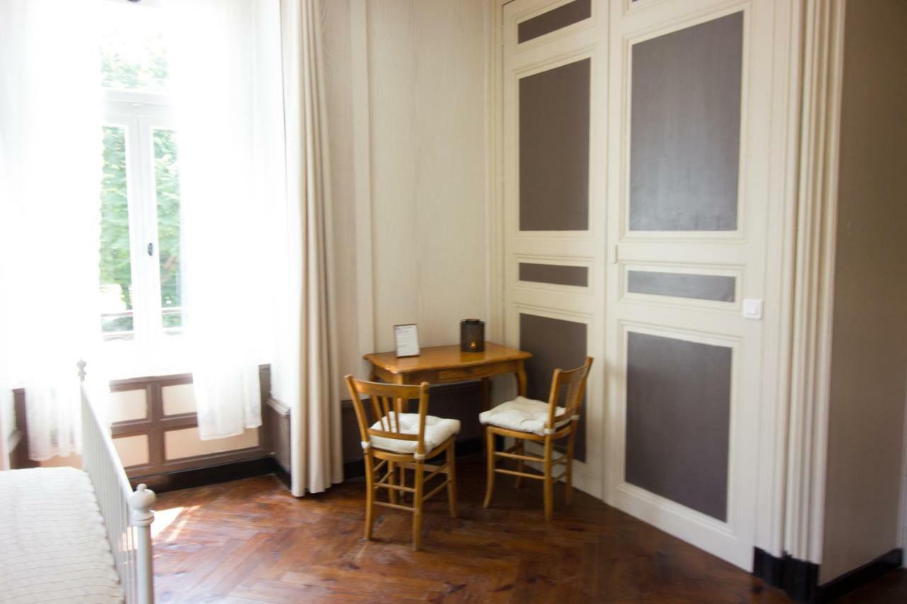Domaine Des Lilas Saint-Germain-Lembron ภายนอก รูปภาพ