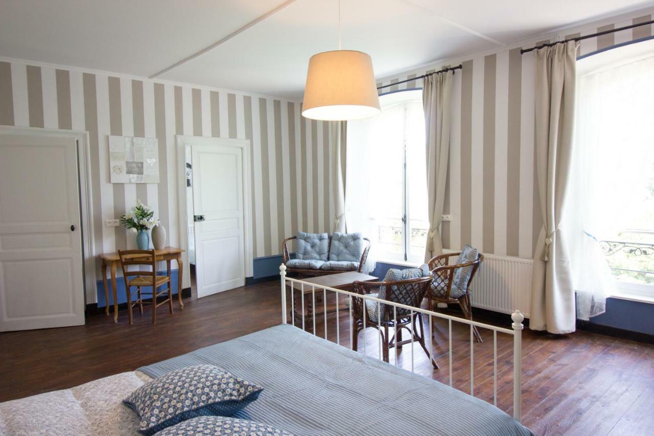 Domaine Des Lilas Saint-Germain-Lembron ภายนอก รูปภาพ
